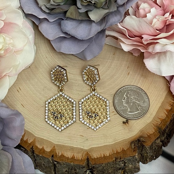 Gold Crystal Honeycomb Earrings with Bumblebee - Picture 15 of 16
